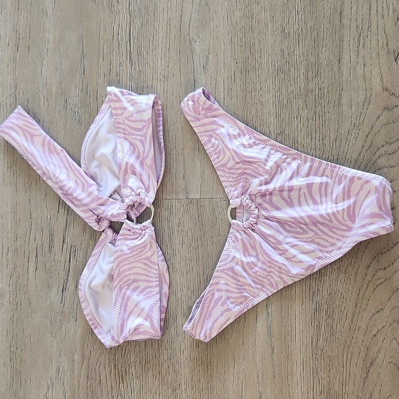 Kendall & Kylie O-Ring Bandeau Bikini Set size S women's - Picture 5 of 5
